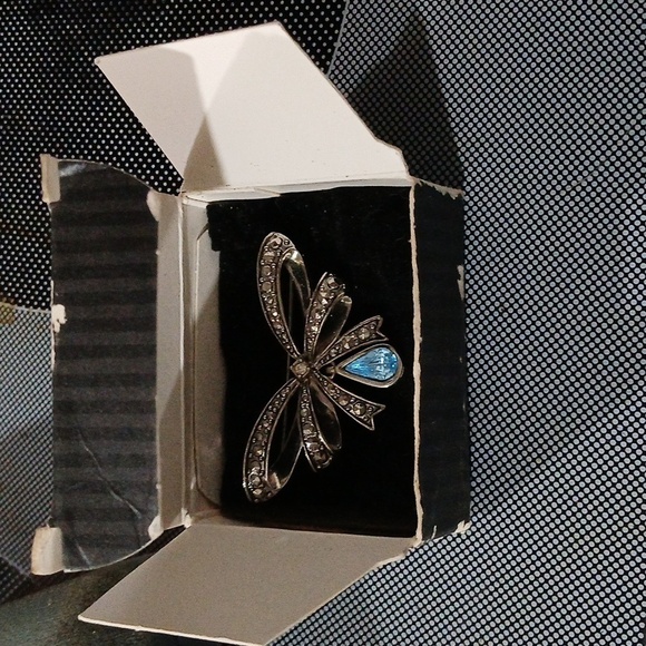 Avon birthstone bow pin - Picture 2 of 4